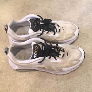 Nike Air Max 200 White/Black/Metallic Gold 9.5 US